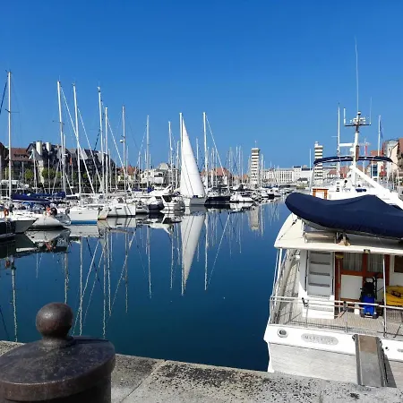 Les Marinas-4 By Interhome