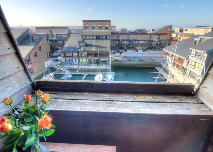 Les Marinas-4 By Interhome